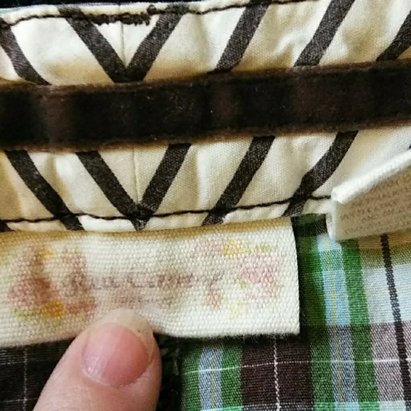 Women's Red Camel shorts - Picture 7 of 7